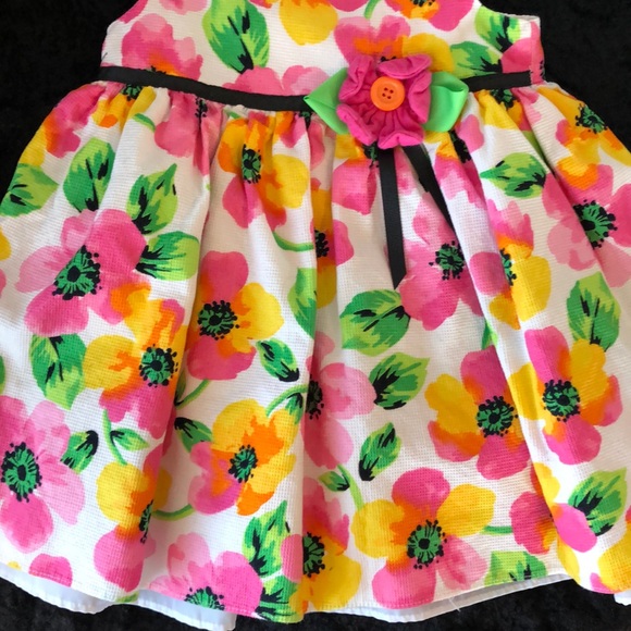 Flower Dress - Picture 2 of 3